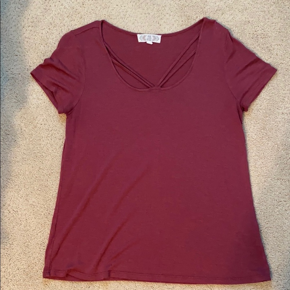 dark pink tee shirt